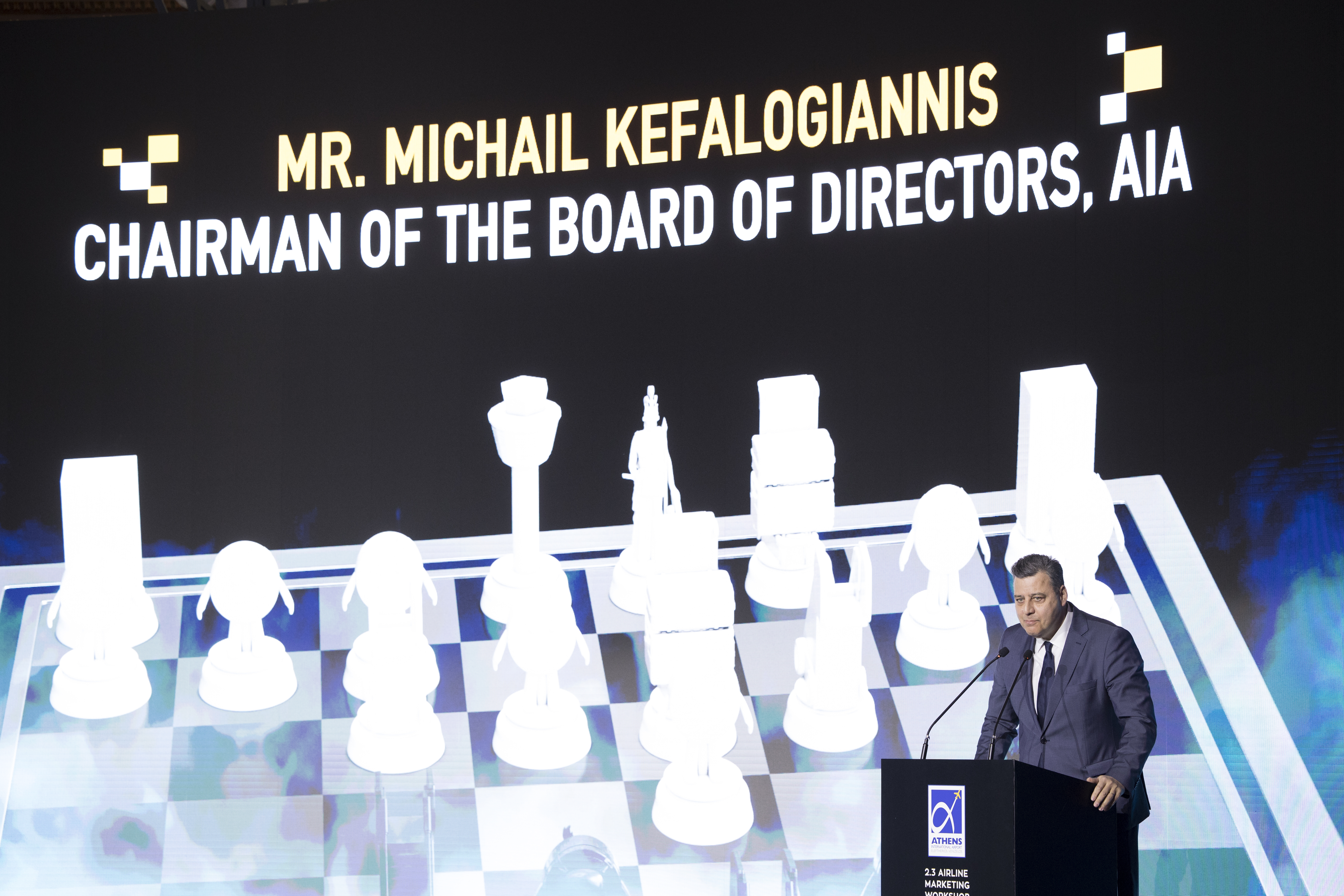 Άνδρας Ομιλητής στο Airline Marketing Workshop