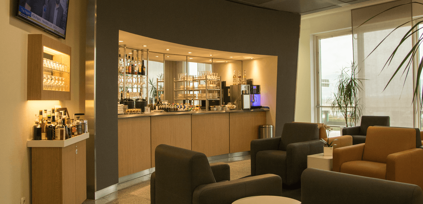 lufthansa business lounge