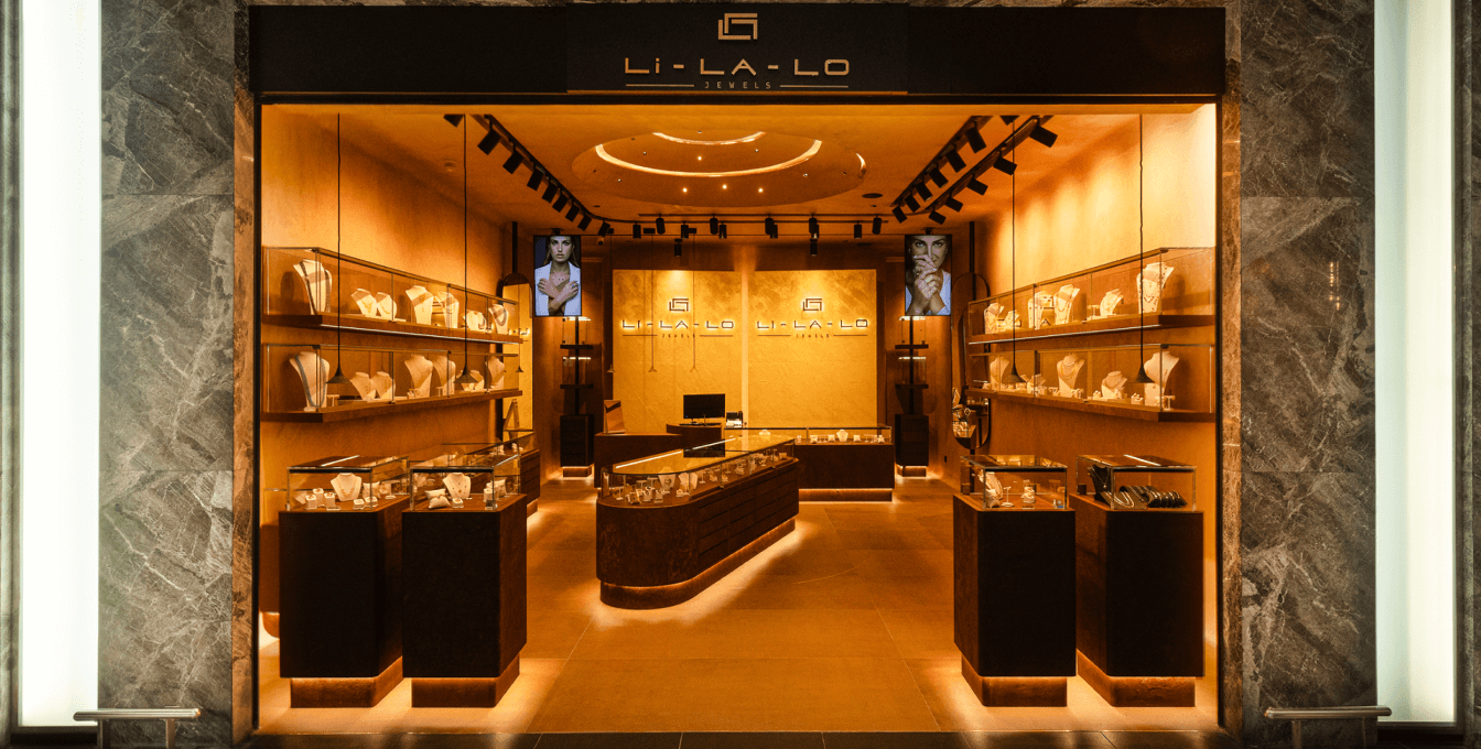 lilalo store at Athens International Airport